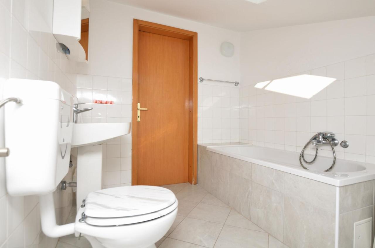 Apartments Ljiljana Novigrad Istria Kültér fotó